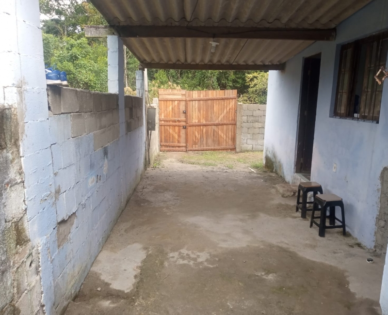1077